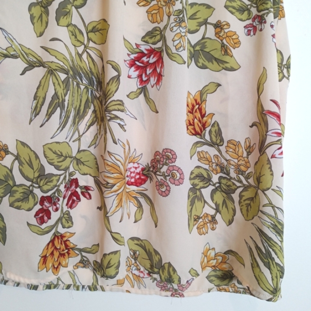 Loft Flirty Floral Sleeveless Top/Blouse Peachy Tan - Picture 4 of 7